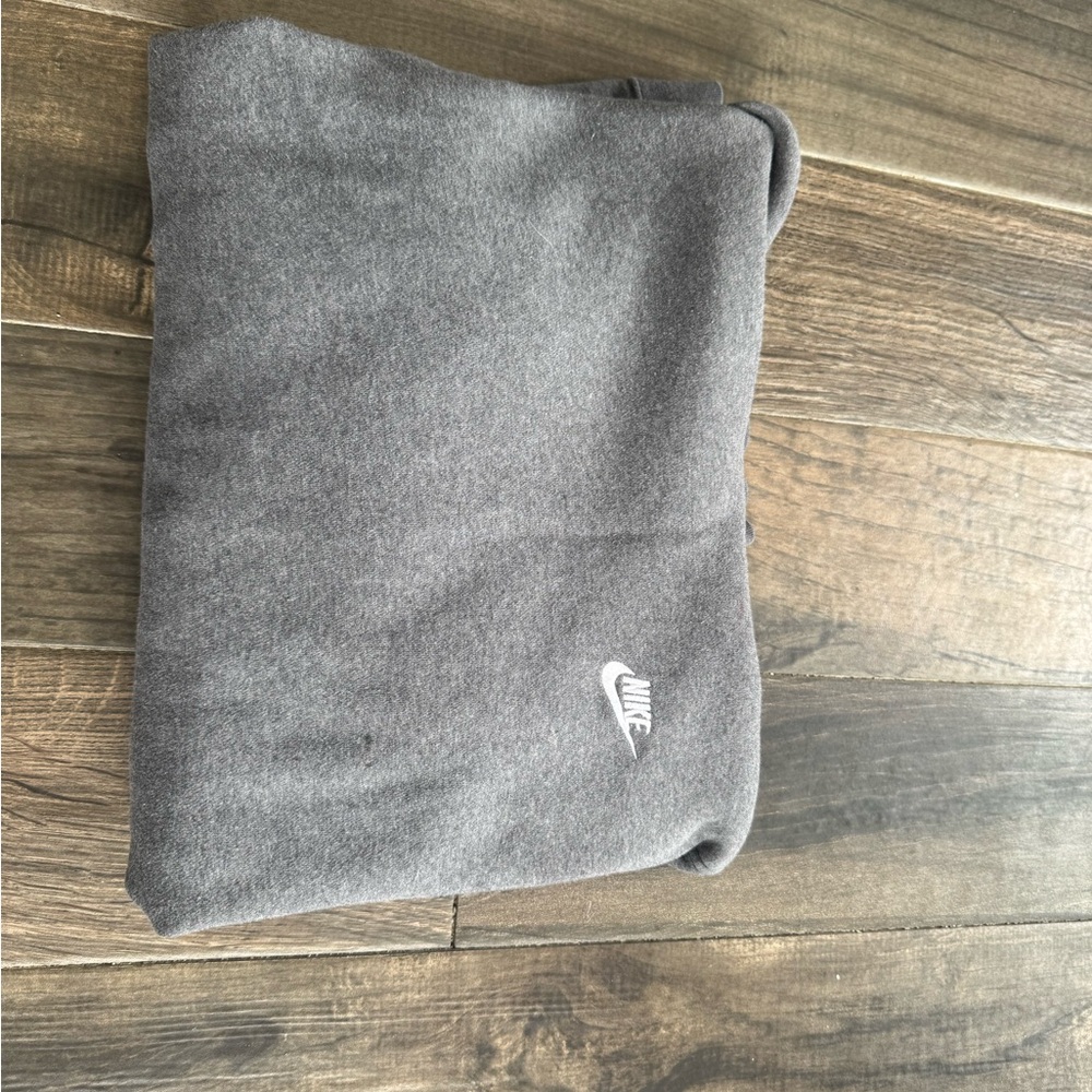 Nike Gray Sweatshirt